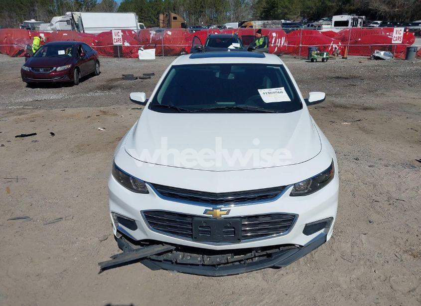Photo 12 of 2018 Chevrolet Malibu LT (VIN 1G1ZD5ST5JF125017)
