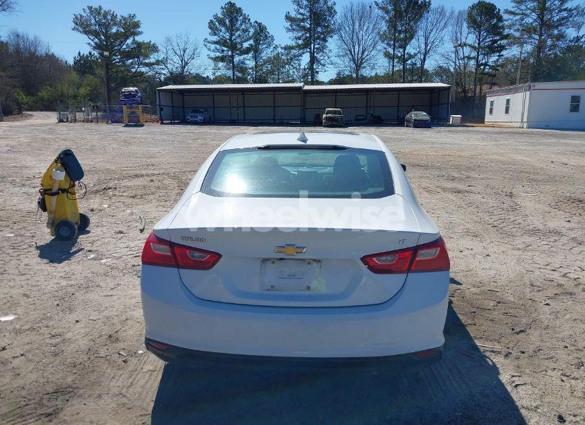 Photo 16 of 2018 Chevrolet Malibu LT (VIN 1G1ZD5ST5JF125017)