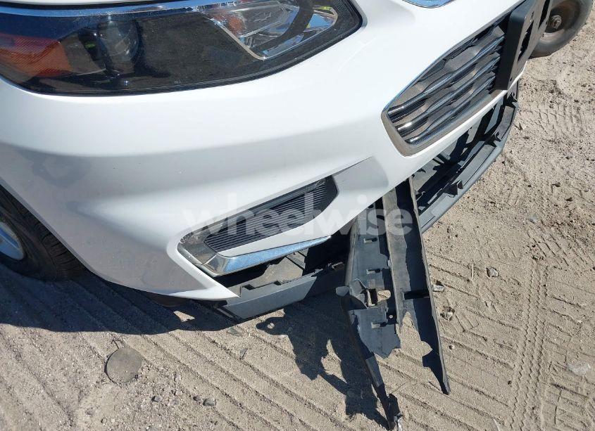 Photo 6 of 2018 Chevrolet Malibu LT (VIN 1G1ZD5ST5JF125017)