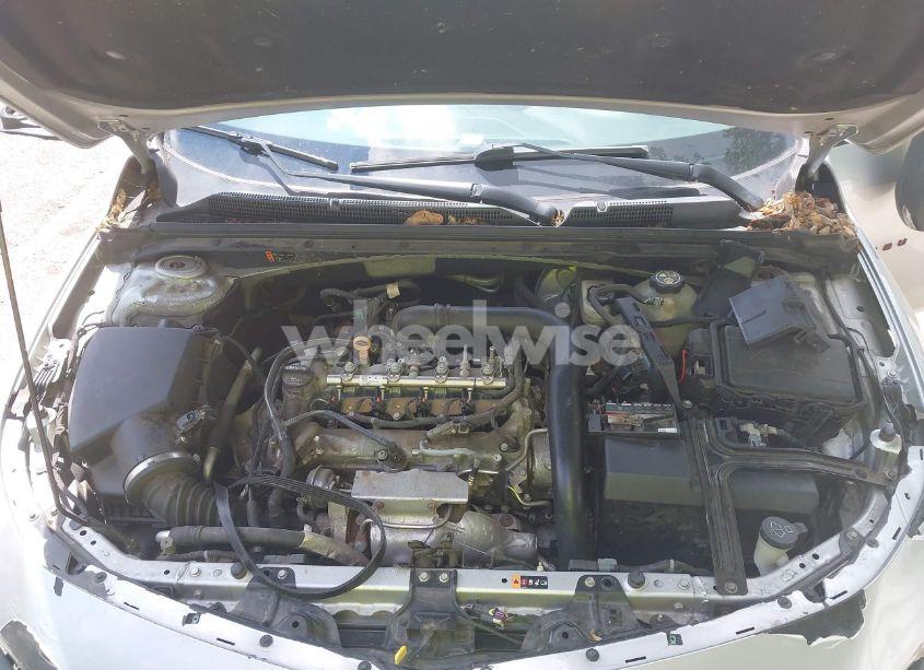 Photo 10 of 2018 Chevrolet Malibu LT (VIN 1G1ZD5ST5JF129147)