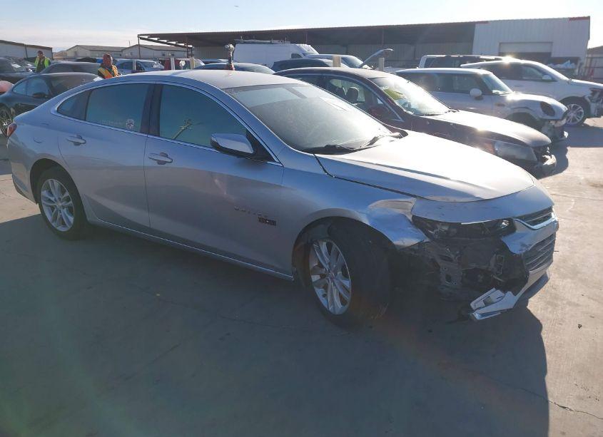 2018 Chevrolet Malibu LT (VIN 1G1ZD5ST5JF137135) main photo