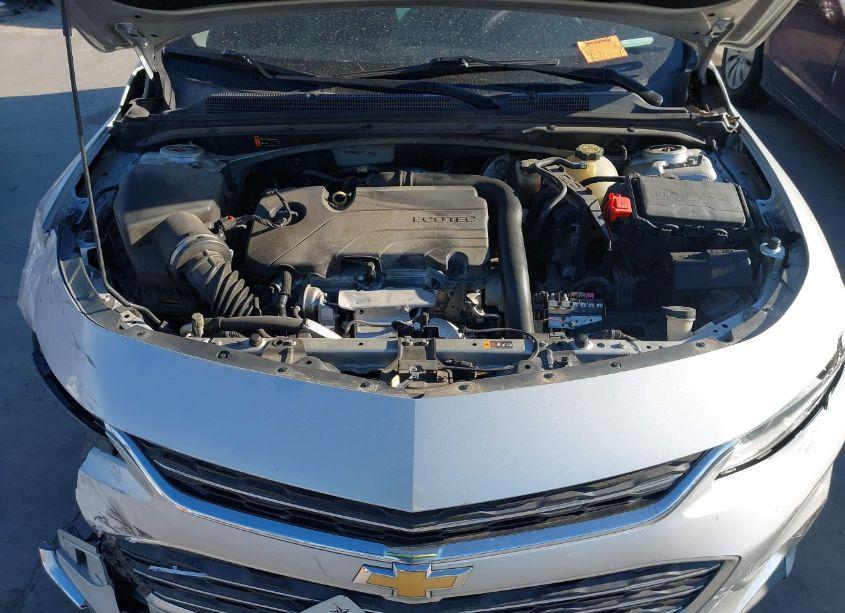 Photo 10 of 2018 Chevrolet Malibu LT (VIN 1G1ZD5ST5JF137135)