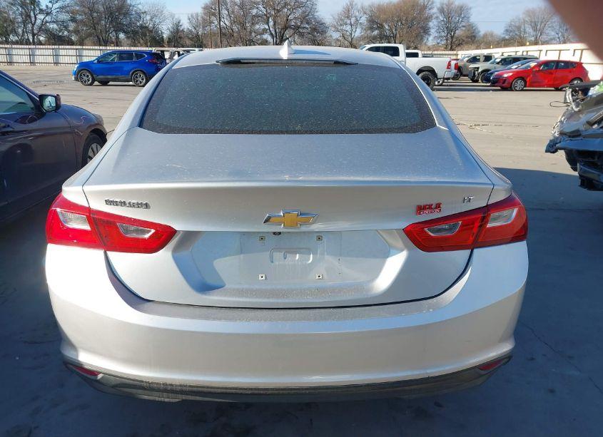Photo 16 of 2018 Chevrolet Malibu LT (VIN 1G1ZD5ST5JF137135)