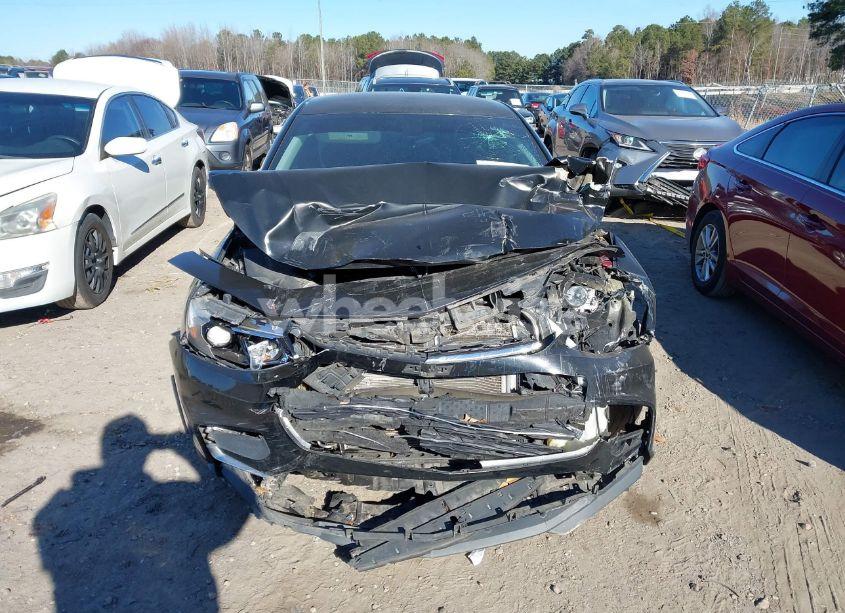 Photo 12 of 2018 Chevrolet Malibu LT (VIN 1G1ZD5ST5JF142657)