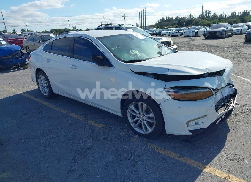 2018 Chevrolet Malibu LT (VIN 1G1ZD5ST5JF148300) main photo