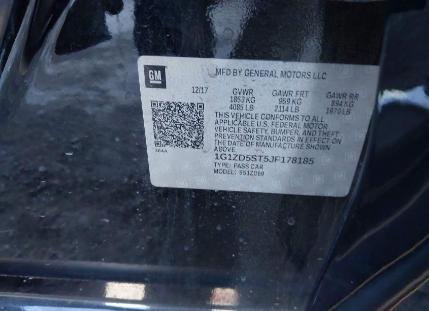 Photo 9 of 2018 Chevrolet Malibu LT (VIN 1G1ZD5ST5JF178185)