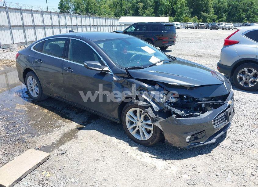2018 Chevrolet Malibu LT (VIN 1G1ZD5ST5JF179045) main photo