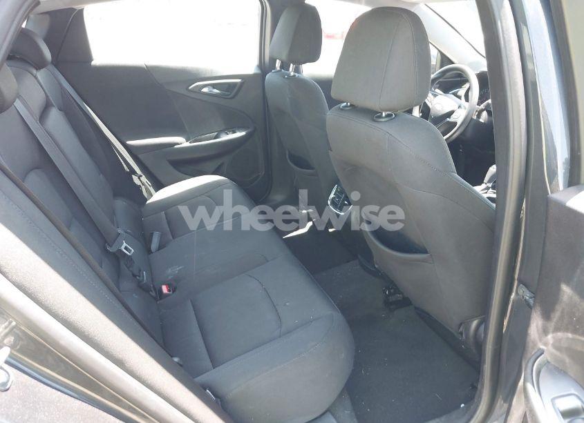 Photo 8 of 2018 Chevrolet Malibu LT (VIN 1G1ZD5ST5JF179045)