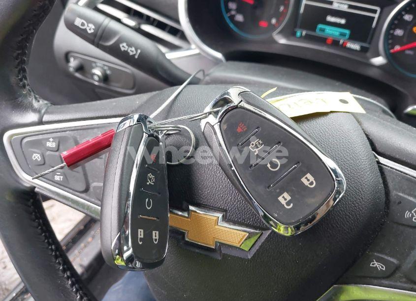 Photo 11 of 2018 Chevrolet Malibu LT (VIN 1G1ZD5ST5JF220015)