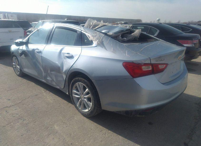 Photo 3 of 2018 Chevrolet Malibu LT (VIN 1G1ZD5ST5JF232018)