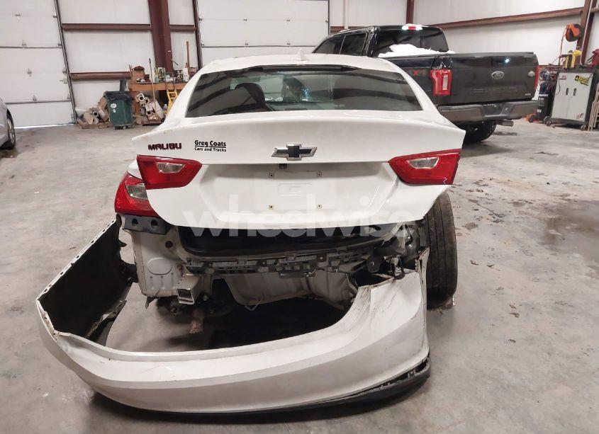 Photo 17 of 2018 Chevrolet Malibu LT (VIN 1G1ZD5ST5JF238479)