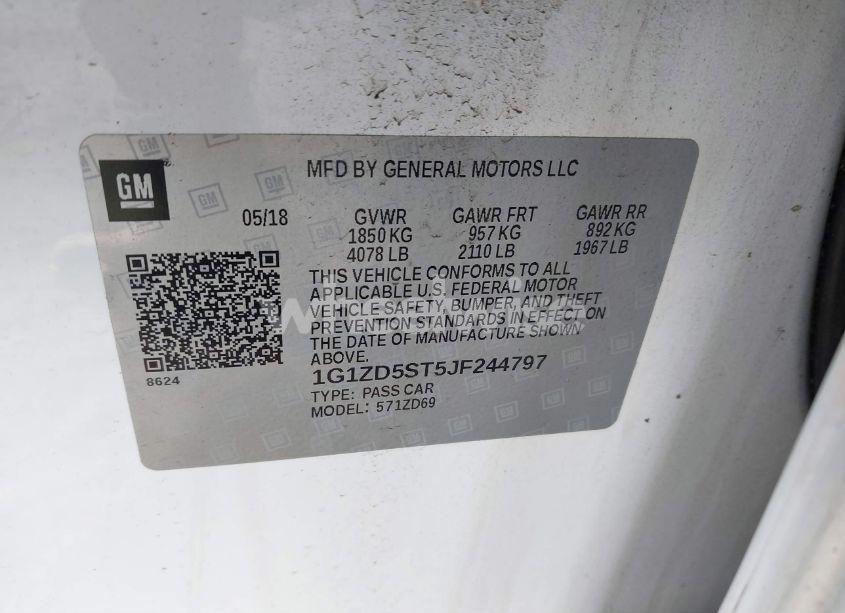 Photo 9 of 2018 Chevrolet Malibu LT (VIN 1G1ZD5ST5JF244797)