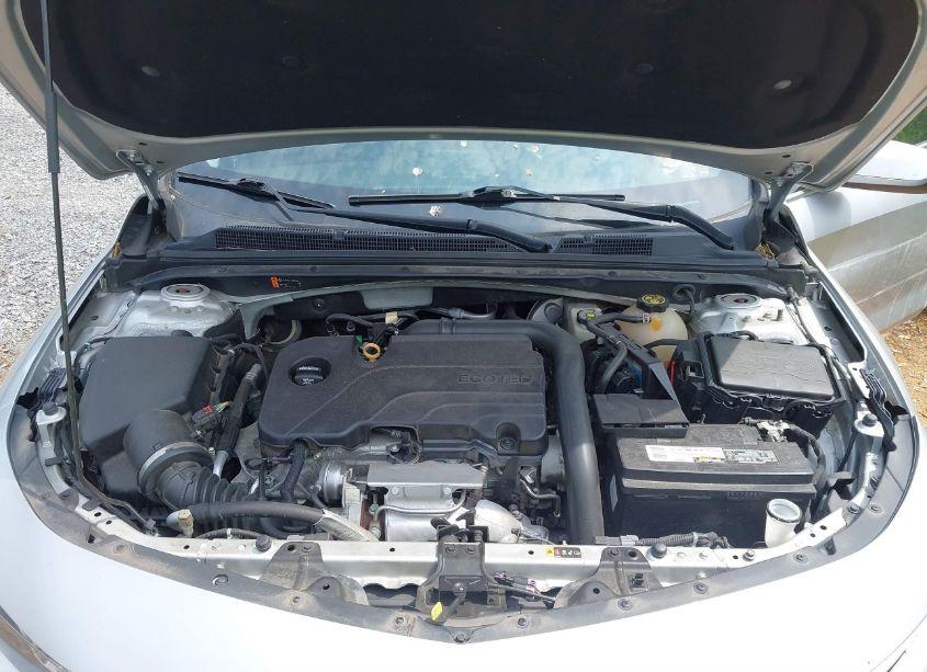 Photo 10 of 2018 Chevrolet Malibu LT (VIN 1G1ZD5ST5JF249031)