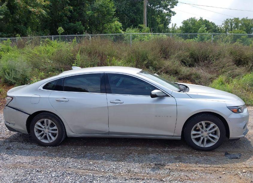 Photo 14 of 2018 Chevrolet Malibu LT (VIN 1G1ZD5ST5JF249031)