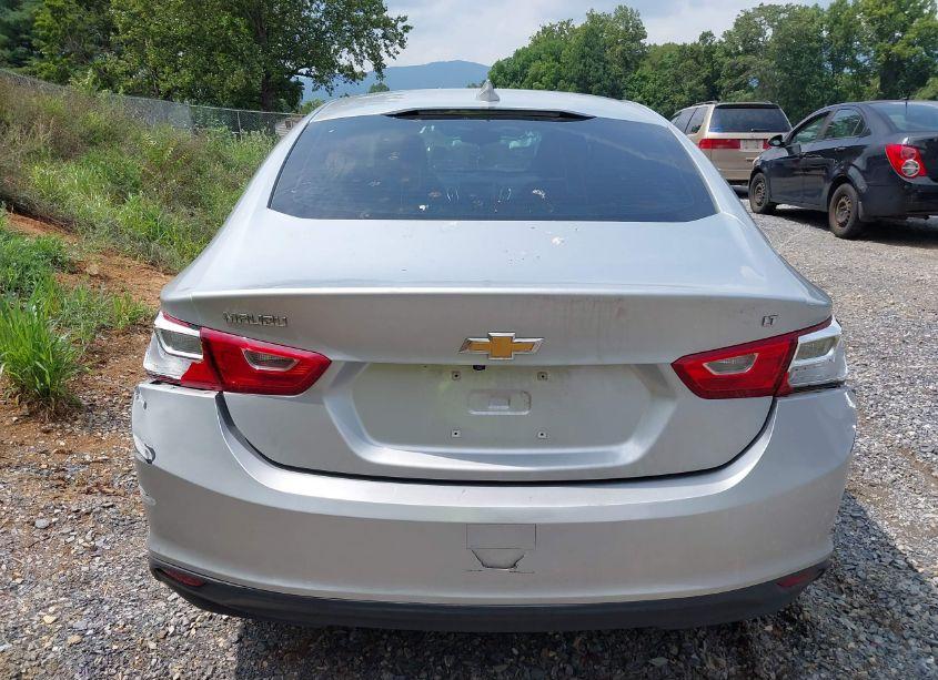 Photo 17 of 2018 Chevrolet Malibu LT (VIN 1G1ZD5ST5JF249031)