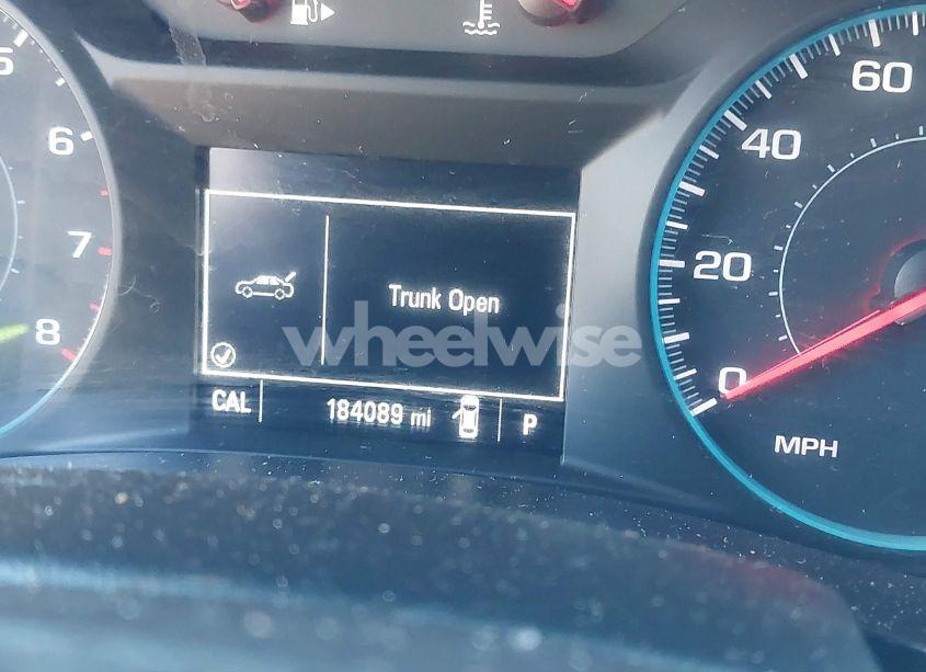 Photo 16 of 2018 Chevrolet Malibu LT (VIN 1G1ZD5ST5JF249563)