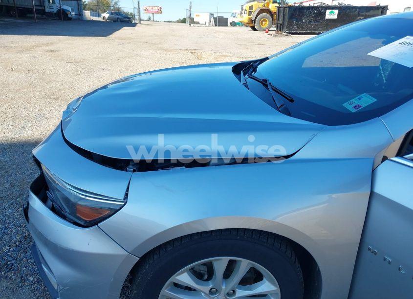 Photo 19 of 2018 Chevrolet Malibu LT (VIN 1G1ZD5ST5JF249563)