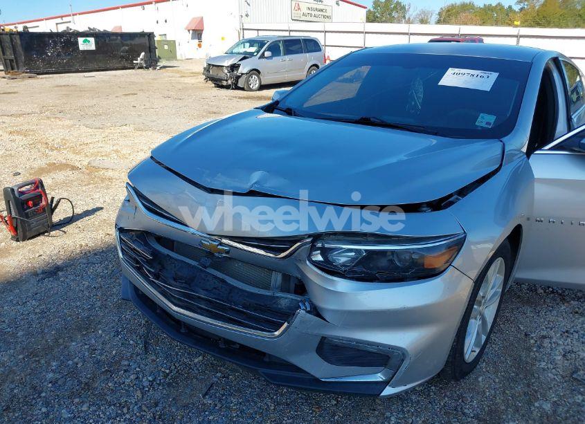Photo 20 of 2018 Chevrolet Malibu LT (VIN 1G1ZD5ST5JF249563)