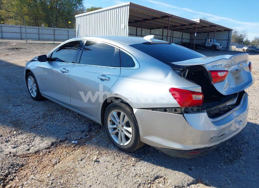 Photo 3 of 2018 Chevrolet Malibu LT (VIN 1G1ZD5ST5JF249563)