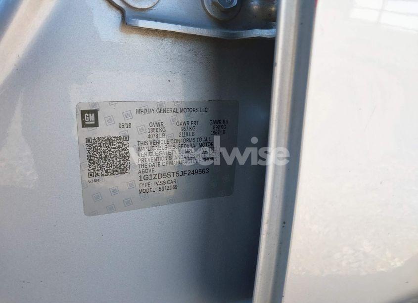 Photo 9 of 2018 Chevrolet Malibu LT (VIN 1G1ZD5ST5JF249563)