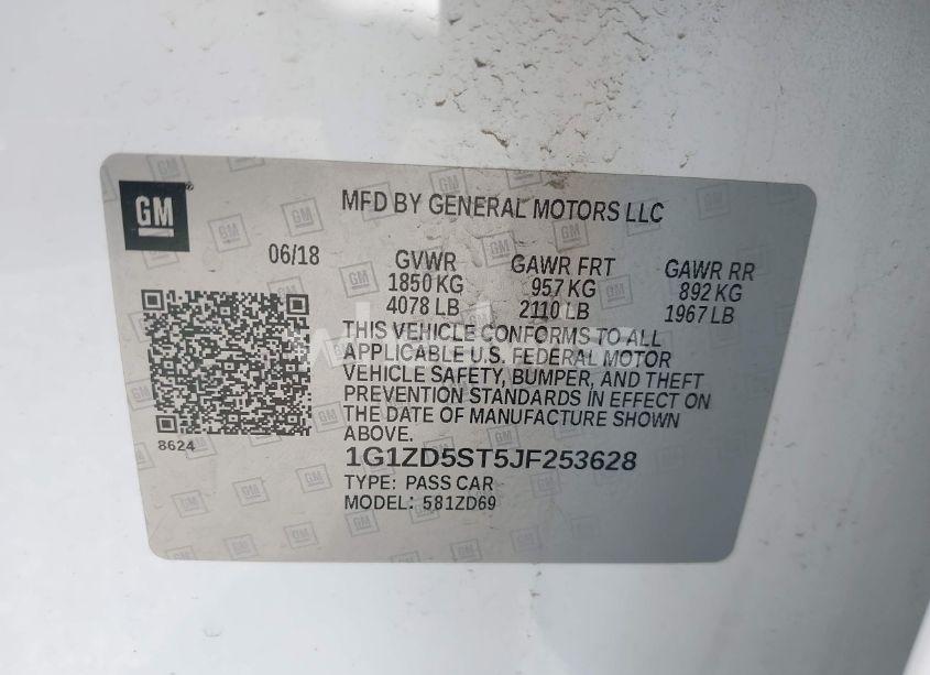 Photo 9 of 2018 Chevrolet Malibu LT (VIN 1G1ZD5ST5JF253628)