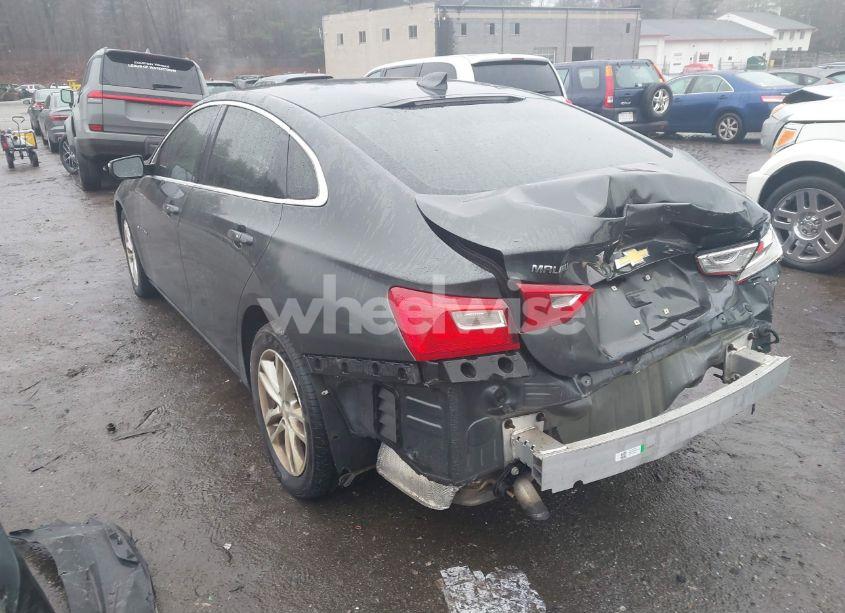 Photo 3 of 2018 Chevrolet Malibu LT (VIN 1G1ZD5ST5JF254732)