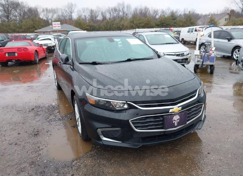 2018 Chevrolet Malibu LT (VIN 1G1ZD5ST5JF266444) main photo