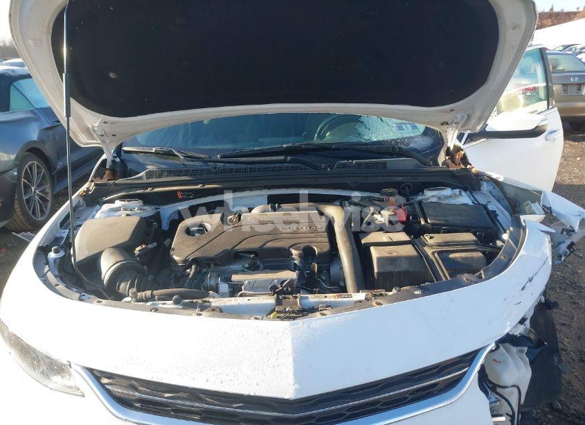 Photo 10 of 2018 Chevrolet Malibu LT (VIN 1G1ZD5ST5JF267044)