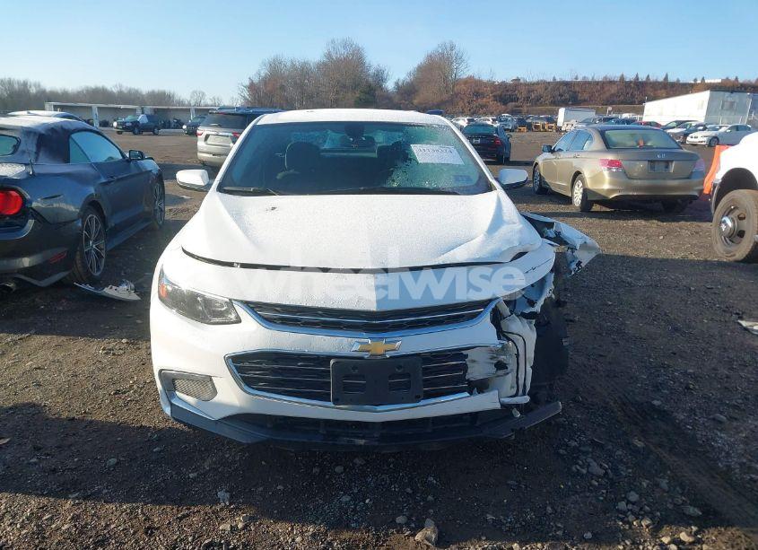 Photo 13 of 2018 Chevrolet Malibu LT (VIN 1G1ZD5ST5JF267044)