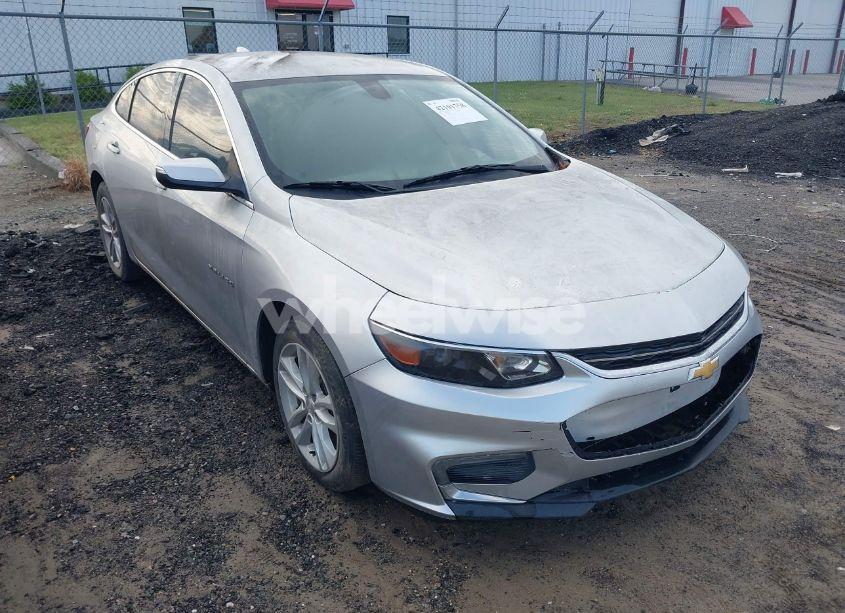 2018 Chevrolet Malibu LT (VIN 1G1ZD5ST5JF278853) main photo