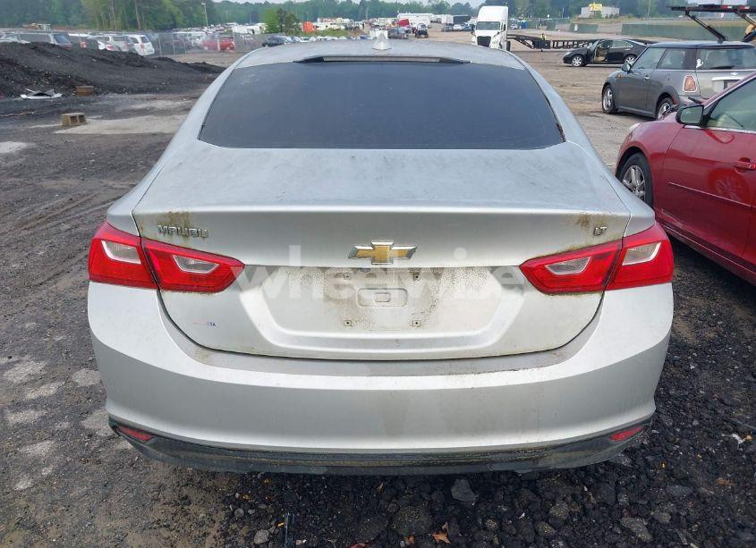 Photo 17 of 2018 Chevrolet Malibu LT (VIN 1G1ZD5ST5JF278853)