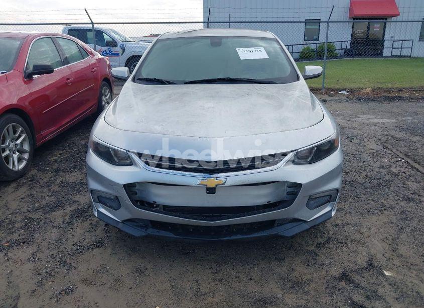 Photo 6 of 2018 Chevrolet Malibu LT (VIN 1G1ZD5ST5JF278853)