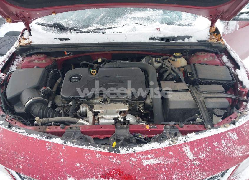 Photo 10 of 2018 Chevrolet Malibu LT (VIN 1G1ZD5ST5JF283468)