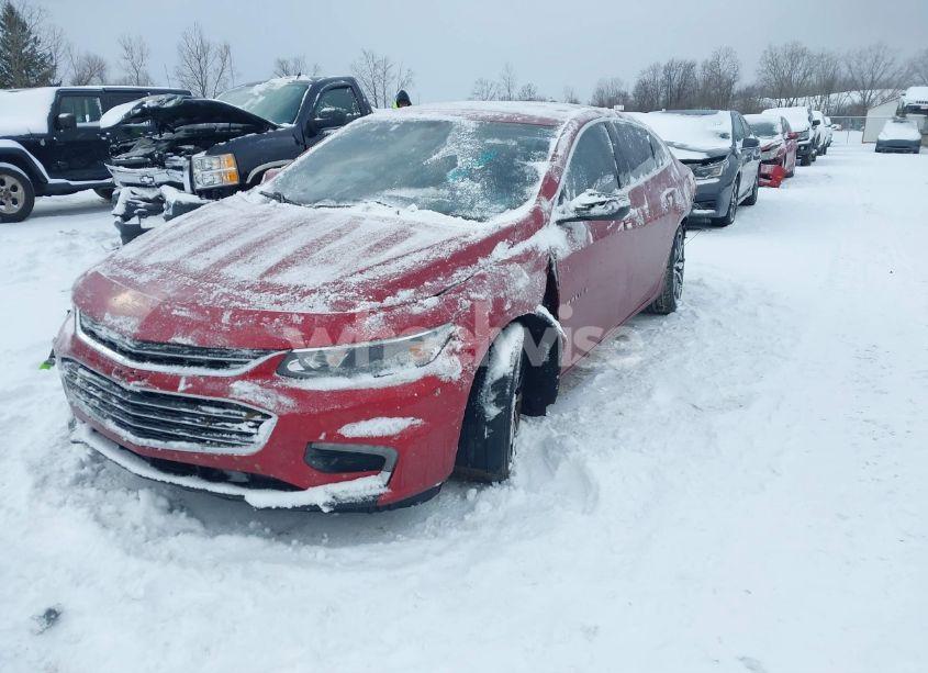Photo 2 of 2018 Chevrolet Malibu LT (VIN 1G1ZD5ST5JF283468)
