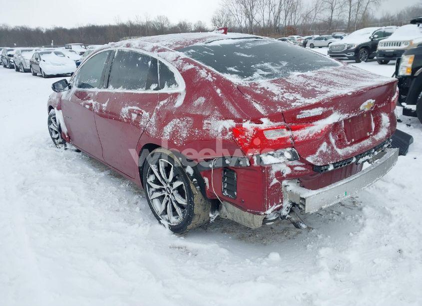 Photo 3 of 2018 Chevrolet Malibu LT (VIN 1G1ZD5ST5JF283468)
