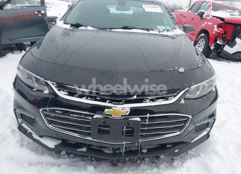 Photo 12 of 2018 Chevrolet Malibu LT (VIN 1G1ZD5ST5JF284944)