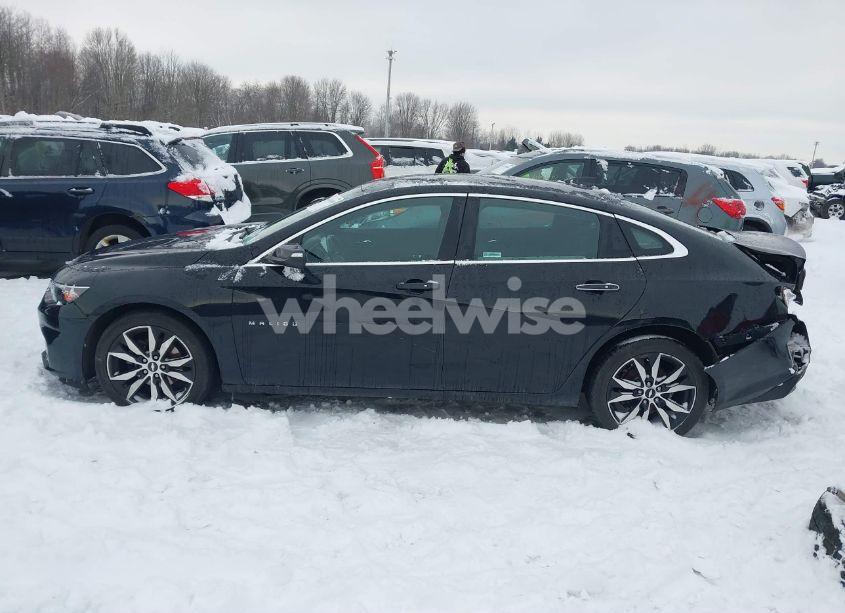 Photo 14 of 2018 Chevrolet Malibu LT (VIN 1G1ZD5ST5JF284944)