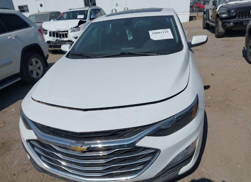 Photo 6 of 2019 Chevrolet Malibu LT (VIN 1G1ZD5ST5KF109823)