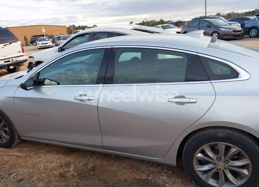 Photo 14 of 2019 Chevrolet Malibu LT (VIN 1G1ZD5ST5KF135564)