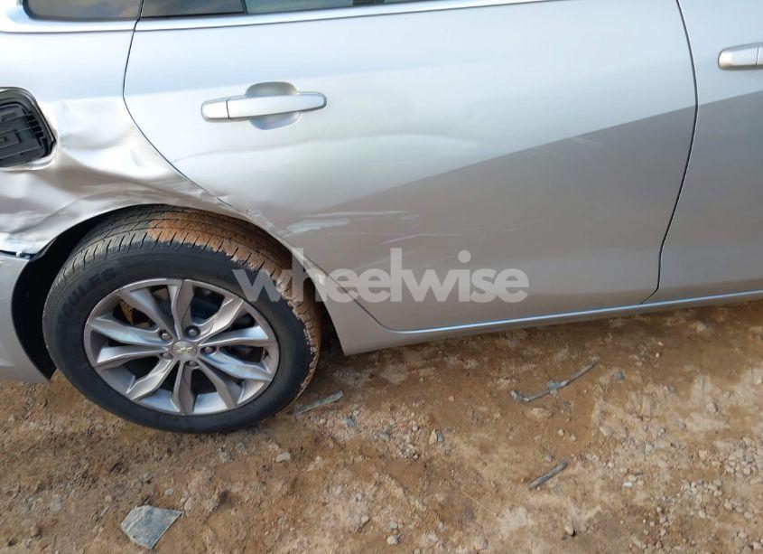 Photo 18 of 2019 Chevrolet Malibu LT (VIN 1G1ZD5ST5KF135564)