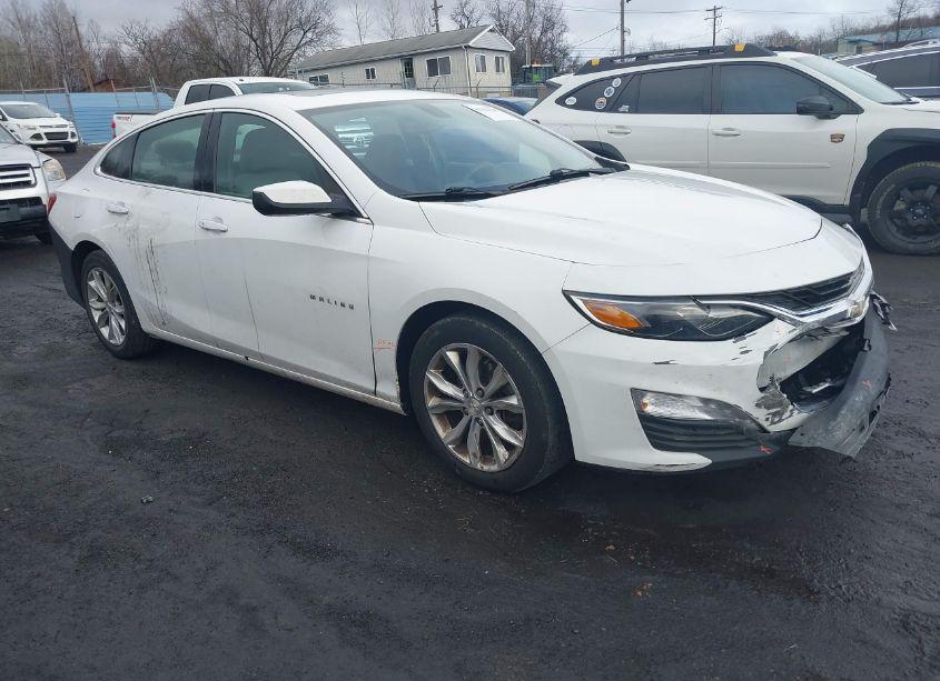 2019 Chevrolet Malibu LT (VIN 1G1ZD5ST5KF142059) main photo