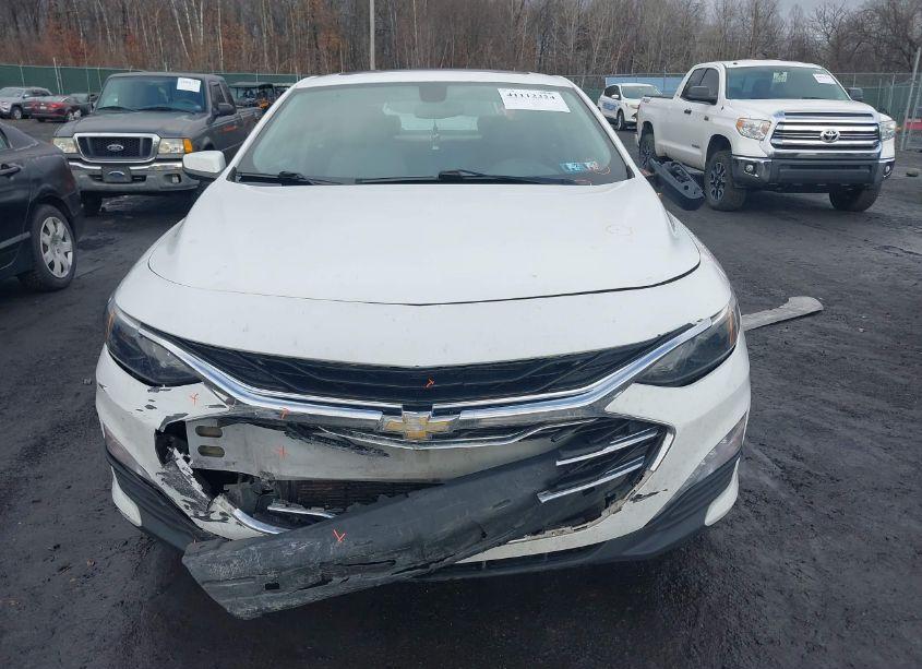Photo 12 of 2019 Chevrolet Malibu LT (VIN 1G1ZD5ST5KF142059)