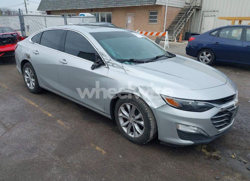 2019 Chevrolet Malibu LT (VIN 1G1ZD5ST5KF172288) main photo