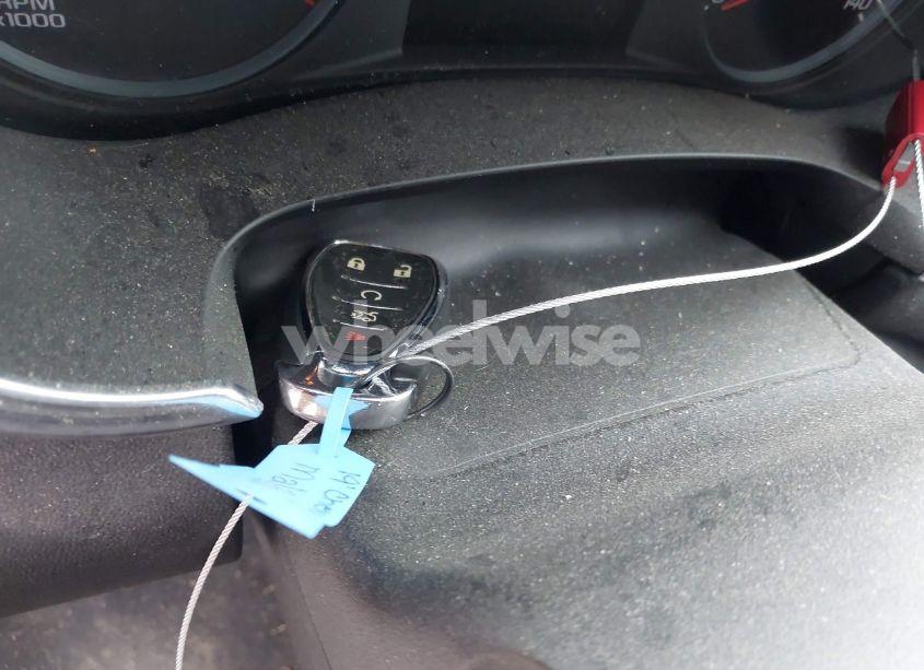 Photo 11 of 2019 Chevrolet Malibu LT (VIN 1G1ZD5ST5KF172792)