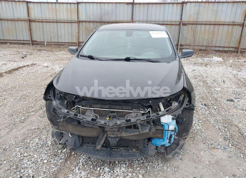 Photo 13 of 2019 Chevrolet Malibu LT (VIN 1G1ZD5ST5KF172792)
