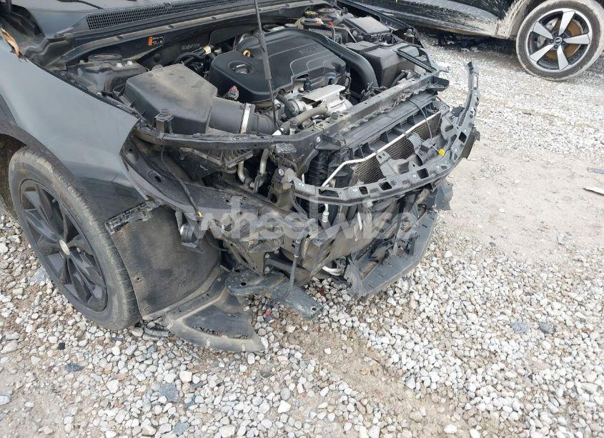 Photo 18 of 2019 Chevrolet Malibu LT (VIN 1G1ZD5ST5KF172792)