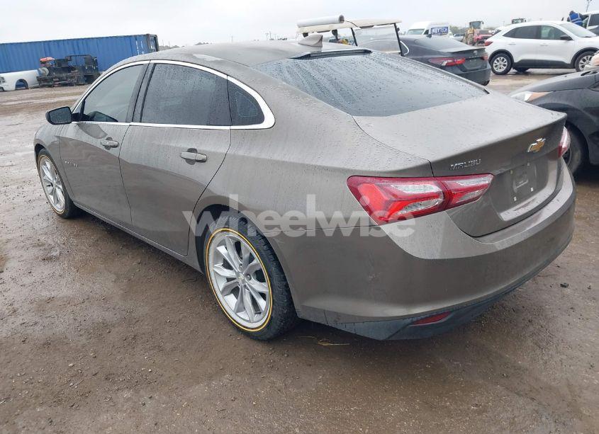 Photo 3 of 2020 Chevrolet Malibu FWD LT (VIN 1G1ZD5ST5LF004913)