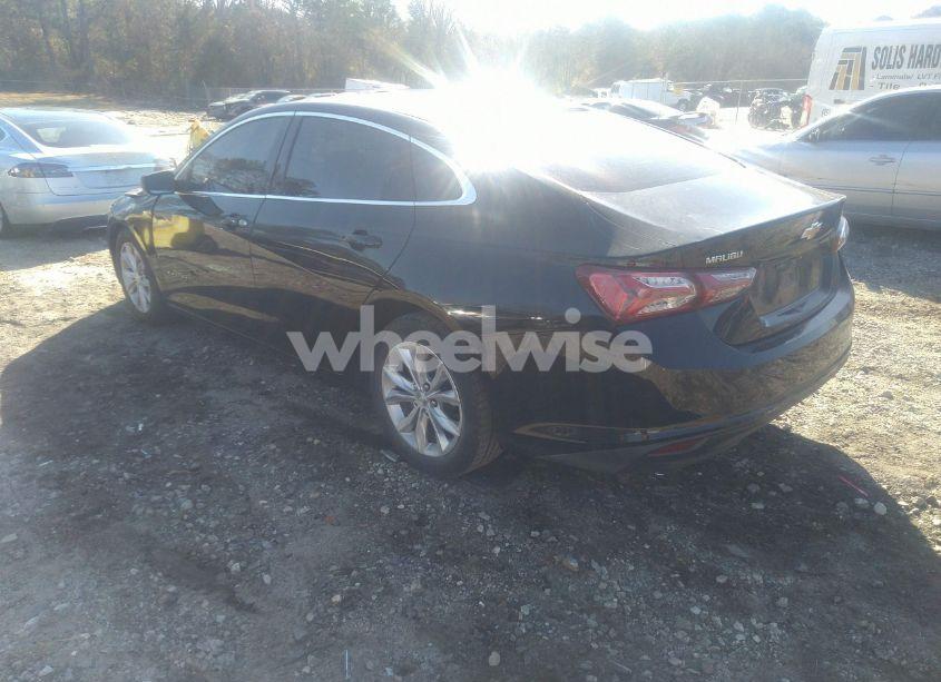 Photo 3 of 2020 Chevrolet Malibu FWD LT (VIN 1G1ZD5ST5LF009237)