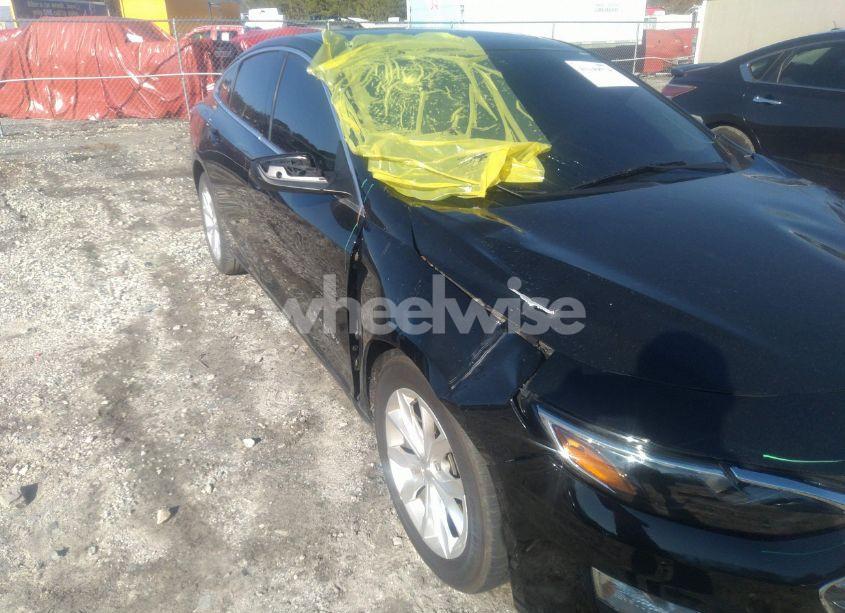 Photo 6 of 2020 Chevrolet Malibu FWD LT (VIN 1G1ZD5ST5LF009237)