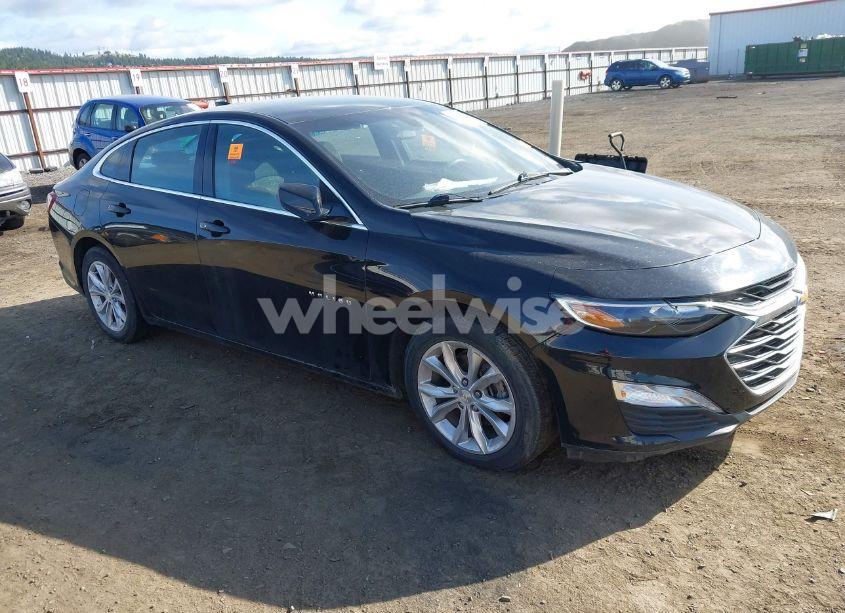 2020 Chevrolet Malibu FWD LT (VIN 1G1ZD5ST5LF040701) main photo